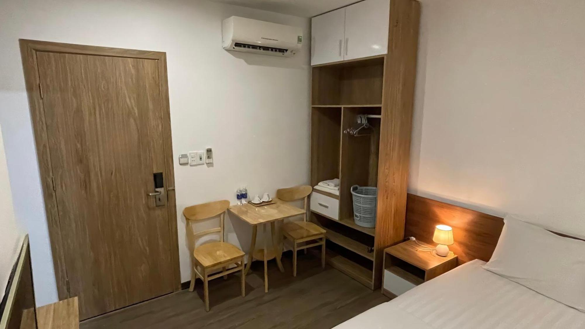 Ruby Apartment *